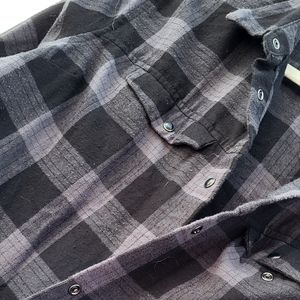 Womens 2XL snap button down